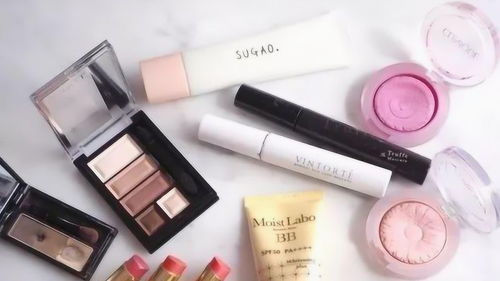 初次學(xué)化妝？Get這些萬能化妝品就對(duì)了